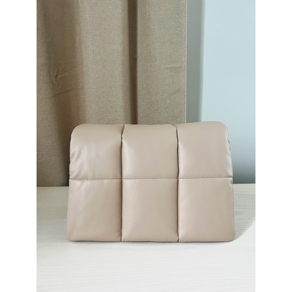 STAND Handbags - Retail $495 ※ STAND STUDIO WANDA CLUTCH BAG ※